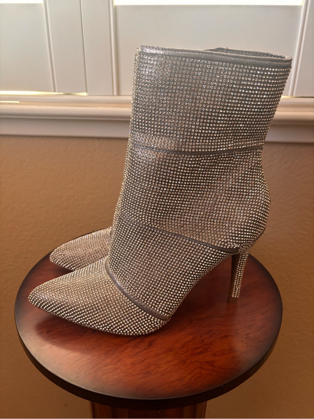 Andiamo Atrendy Rhinestone Ankle Boots Size 7